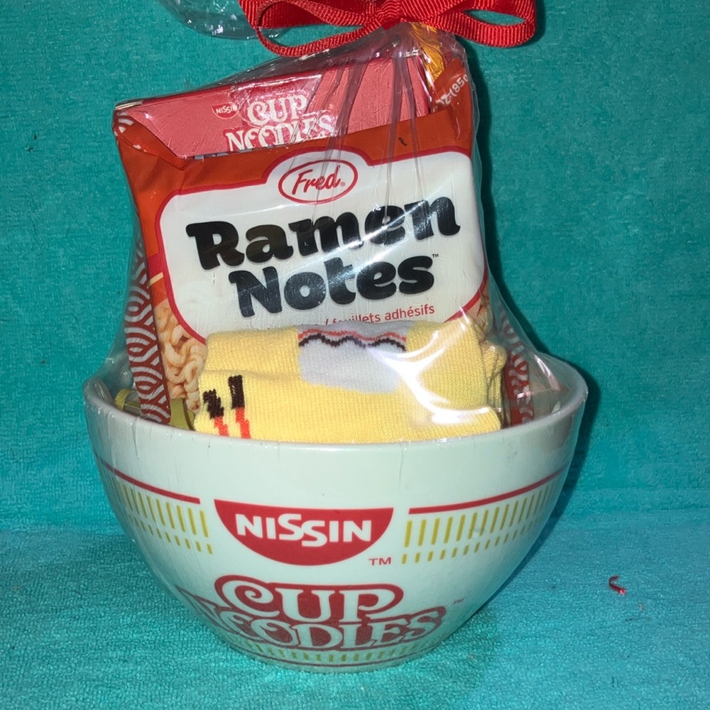 Noodles Bowl with Ramen Notes